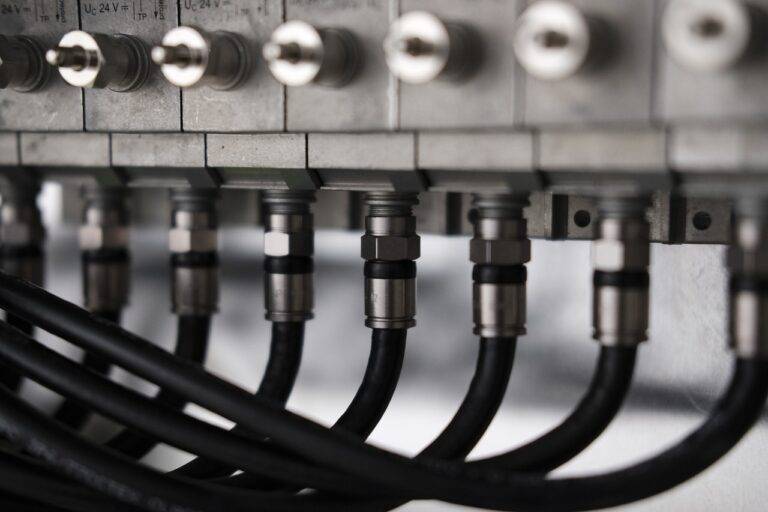 The Future of Quantum Communication: Unhackable Networks