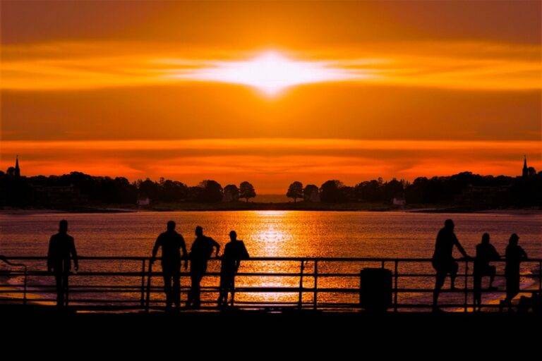 The Art of Mindful Parenting: Nurturing Children with Presence and Compassion